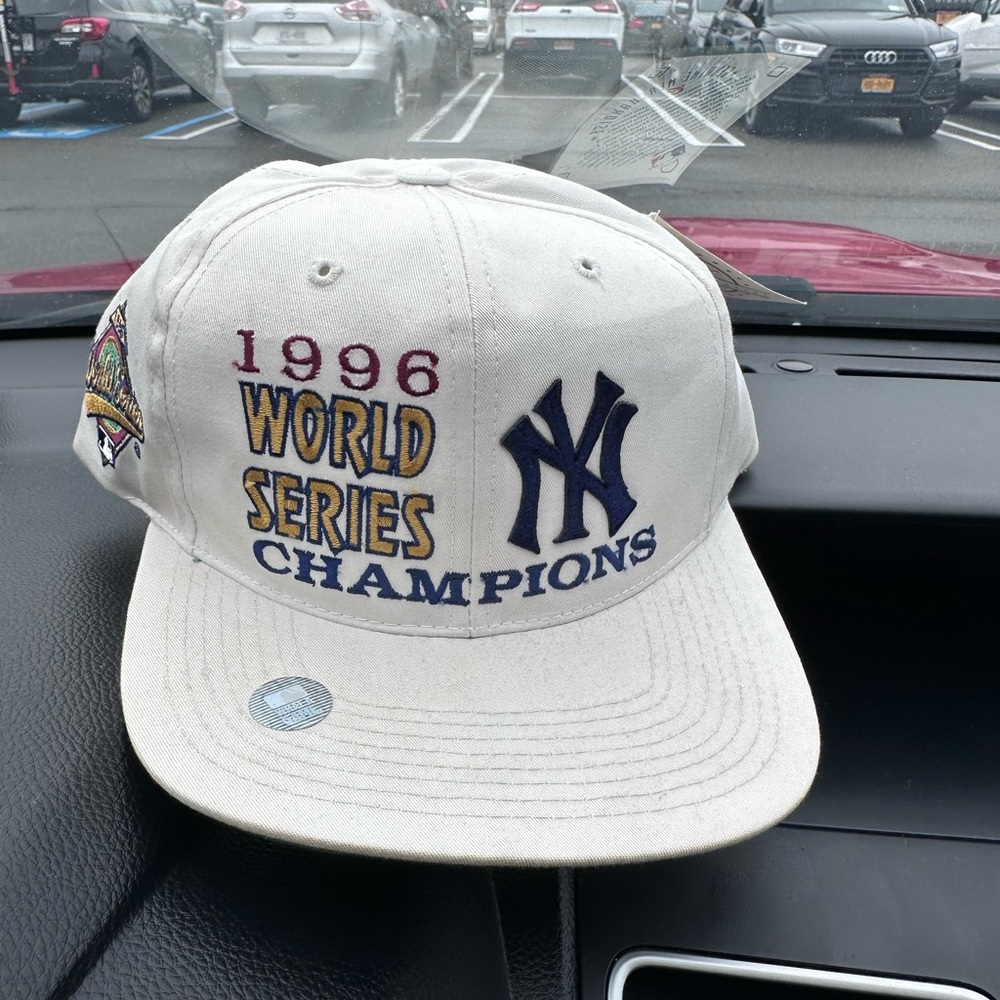 Vintage 1996 New York Yankees World Series Champions